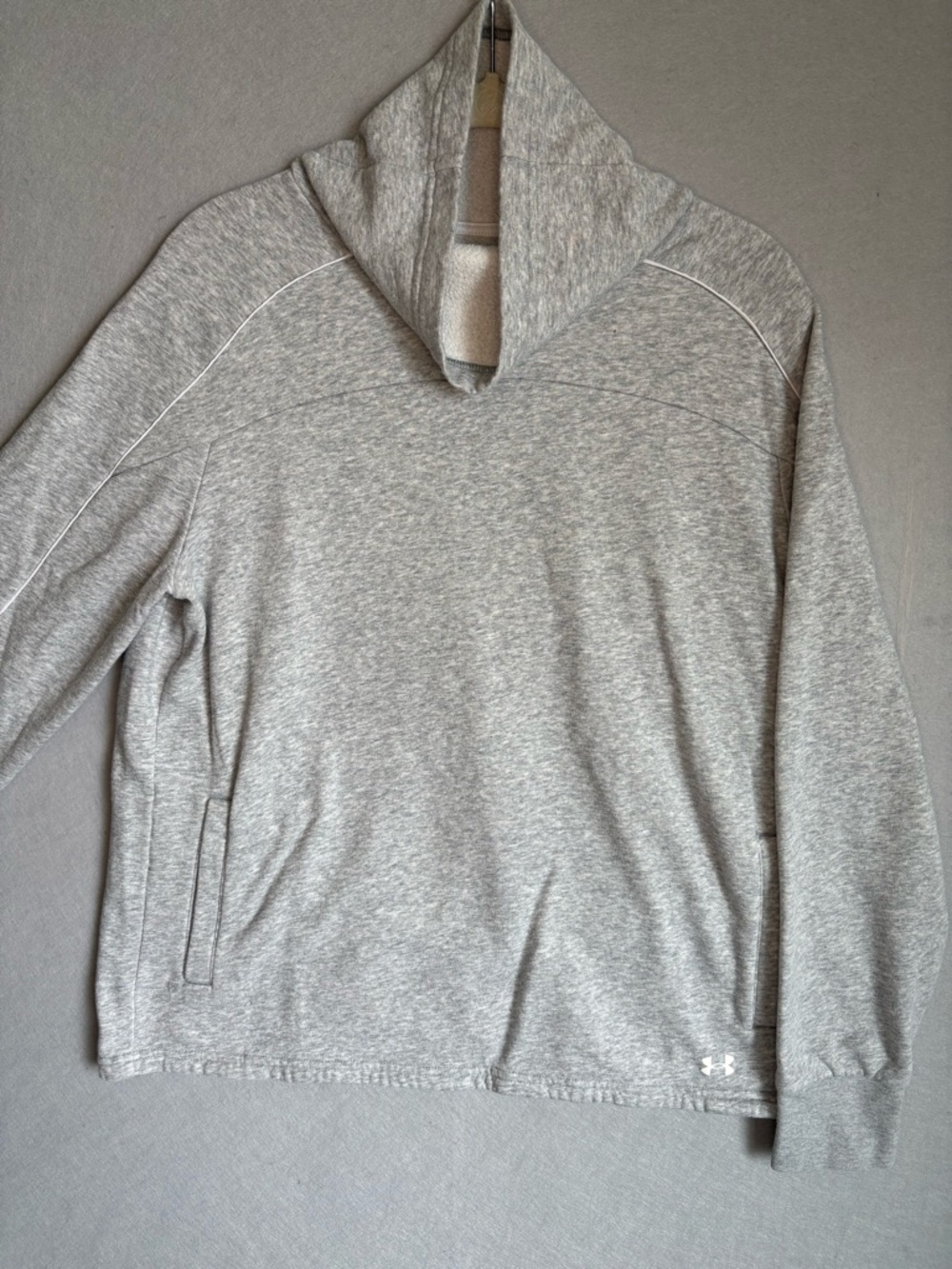 Under Armour Rival Fleece Light Funnel Neck Gray Pullover sz S Athleisure